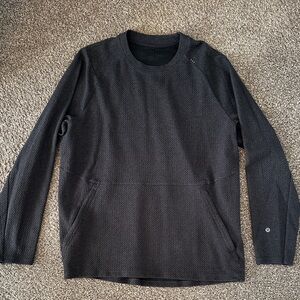 Lululemon Men's Black Crewneck with Zipper Pockets